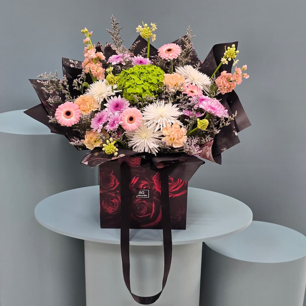 Graceful Bloom Bouquet