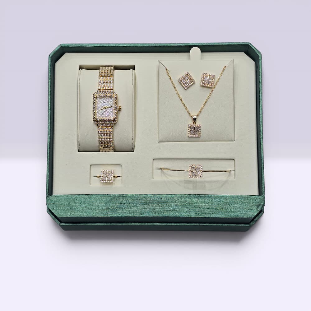 Luxury Golden Set